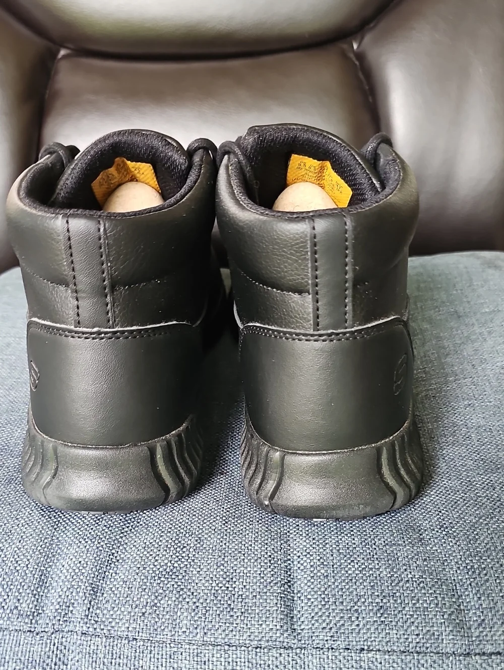 Skechers Men's Black Chukka Lace-Up Boots